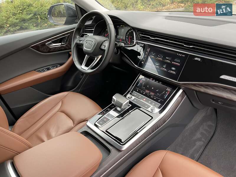 Позашляховик / Кросовер Audi Q8 2020 в Києві фото 42 Позашляховик / Кросовер Audi Q8 2020 в Києві
