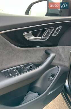 Позашляховик / Кросовер Audi Q8 2021 в  фото 17 Позашляховик / Кросовер Audi Q8 2021 в