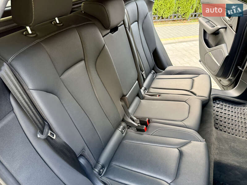 Позашляховик / Кросовер Audi Q8 2019 в Одесі фото 37 Позашляховик / Кросовер Audi Q8 2019 в Одесі