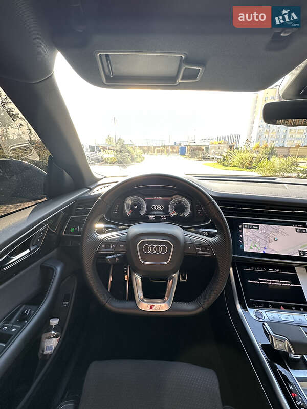 Позашляховик / Кросовер Audi Q8 2024 в Києві