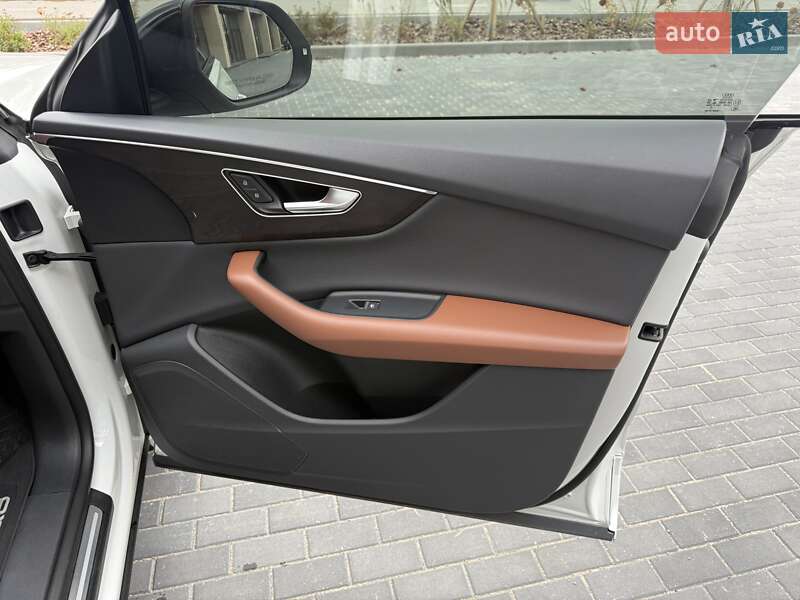 Позашляховик / Кросовер Audi Q8 2022 в Вінниці фото 31 Позашляховик / Кросовер Audi Q8 2022 в Вінниці