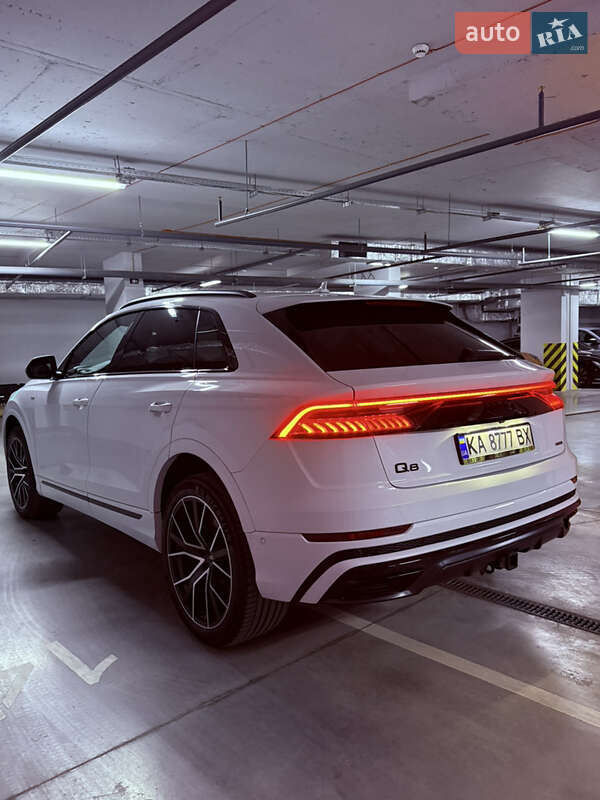 Позашляховик / Кросовер Audi Q8 2022 в Києві фото 7 Позашляховик / Кросовер Audi Q8 2022 в Києві