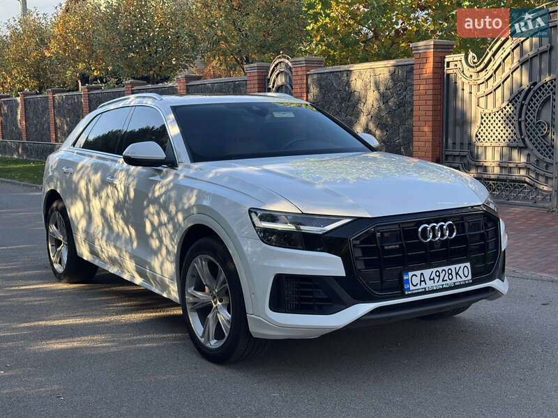 Позашляховик / Кросовер Audi Q8 2021 в Києві фото 8 Позашляховик / Кросовер Audi Q8 2021 в Києві