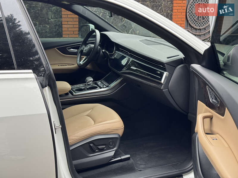 Позашляховик / Кросовер Audi Q8 2021 в Києві фото 52 Позашляховик / Кросовер Audi Q8 2021 в Києві