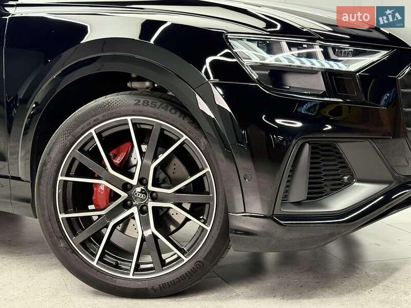 Позашляховик / Кросовер Audi Q8 2019 в Києві