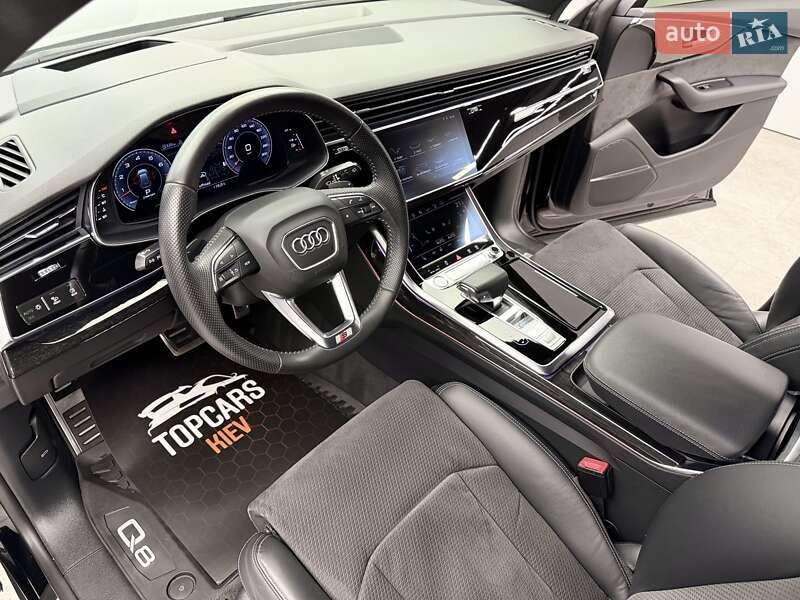 Позашляховик / Кросовер Audi Q8 2019 в Києві