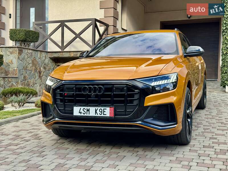 Внедорожник / Кроссовер Audi Q8 2020 в Черновцах