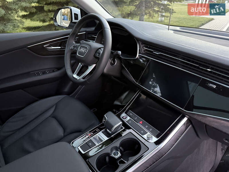 Позашляховик / Кросовер Audi Q8 2023 в Одесі