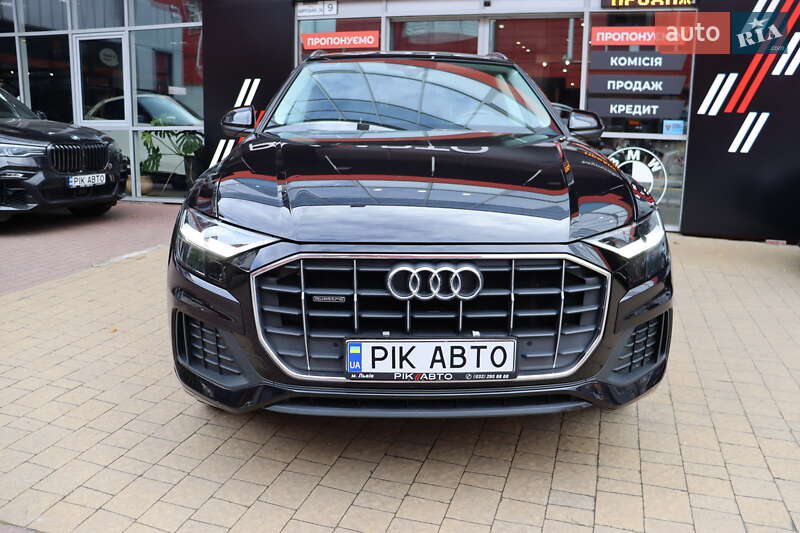 Внедорожник / Кроссовер Audi Q8 2018 в Львове