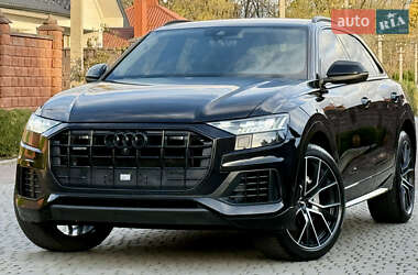 Позашляховик / Кросовер Audi Q8 2019 в Рівному