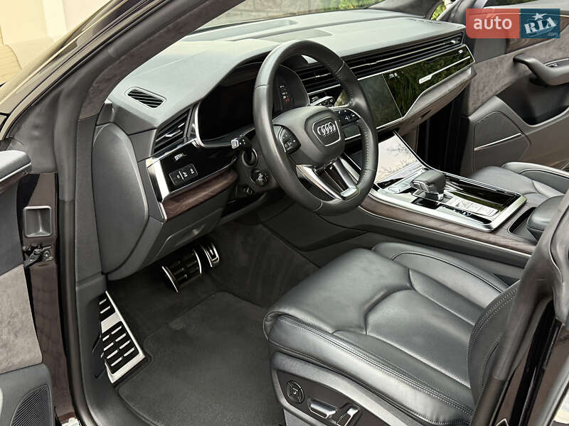 Позашляховик / Кросовер Audi Q8 2019 в Рівному фото 98 Позашляховик / Кросовер Audi Q8 2019 в Рівному