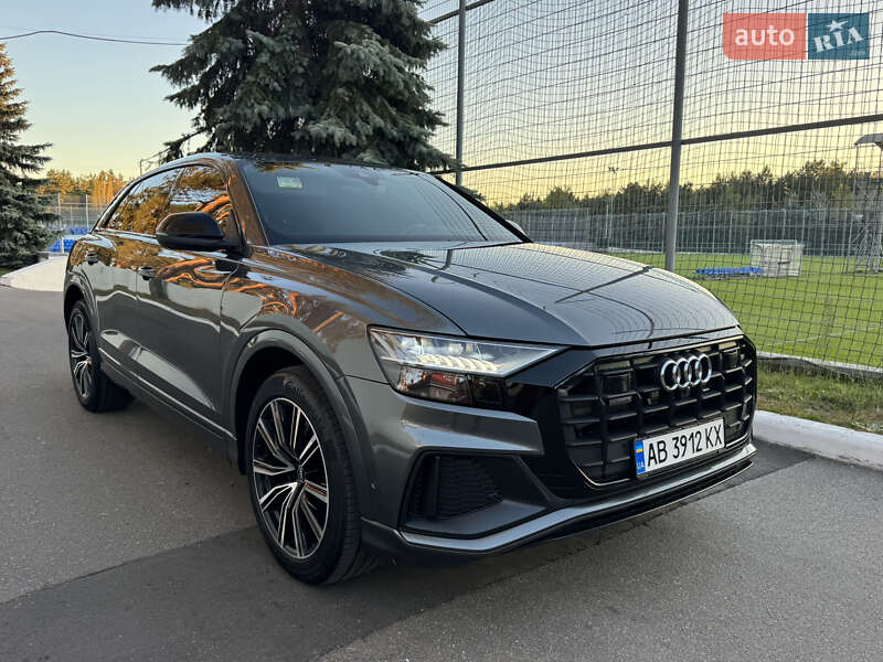 Позашляховик / Кросовер Audi Q8 2021 в Києві