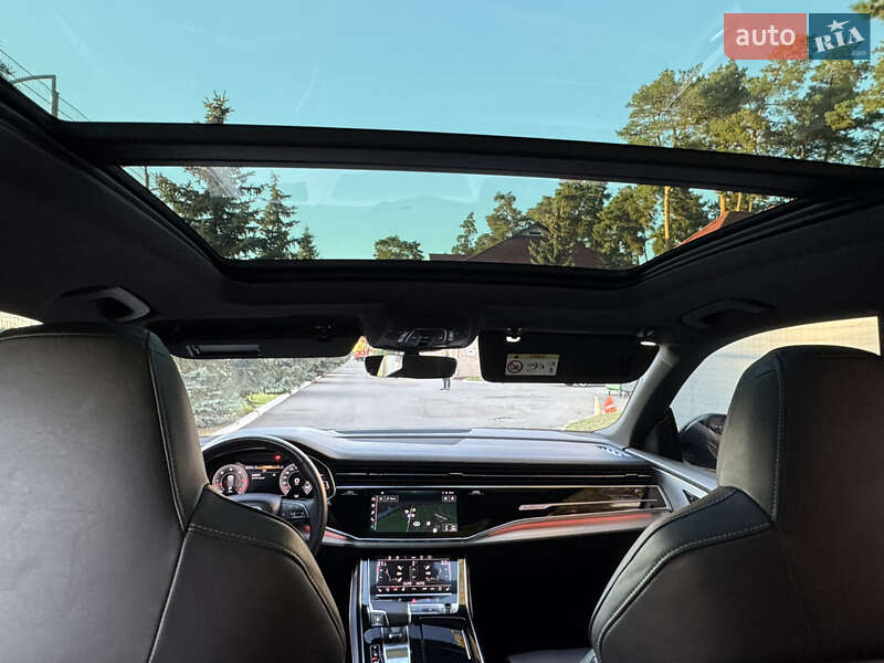 Позашляховик / Кросовер Audi Q8 2021 в Києві