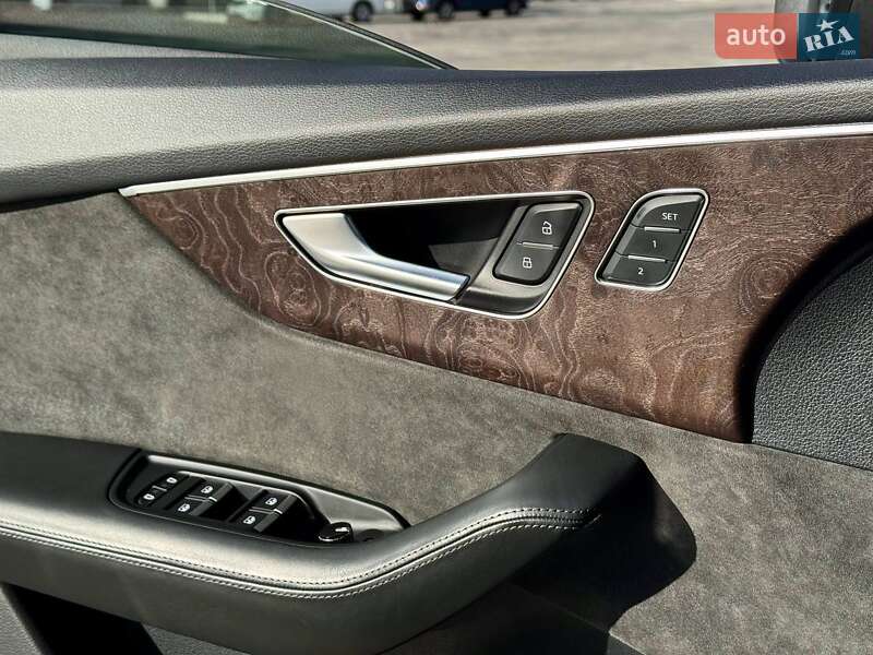 Позашляховик / Кросовер Audi Q8 2020 в Києві фото 49 Позашляховик / Кросовер Audi Q8 2020 в Києві