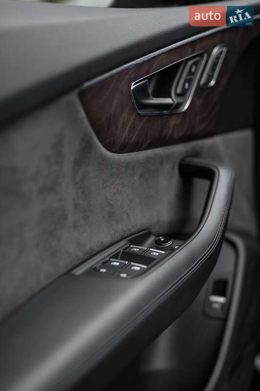 Внедорожник / Кроссовер Audi Q8 2019 в Львове фото 31 Внедорожник / Кроссовер Audi Q8 2019 в Львове