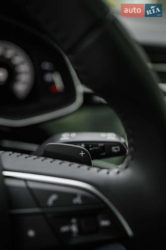 Внедорожник / Кроссовер Audi Q8 2019 в Львове фото 73 Внедорожник / Кроссовер Audi Q8 2019 в Львове