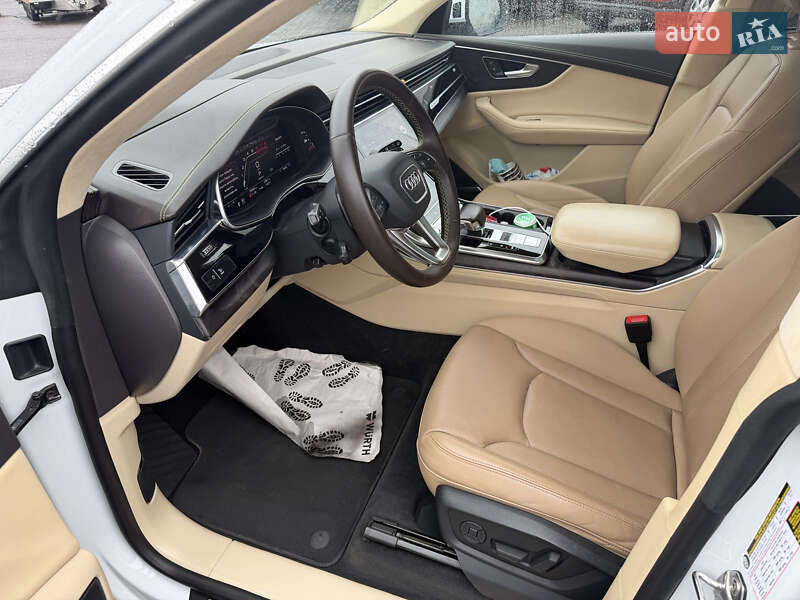 Позашляховик / Кросовер Audi Q8 2018 в Львові фото 6 Позашляховик / Кросовер Audi Q8 2018 в Львові
