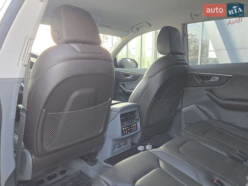 Внедорожник / Кроссовер Audi Q8 2019 в Киеве фото 24 Внедорожник / Кроссовер Audi Q8 2019 в Киеве