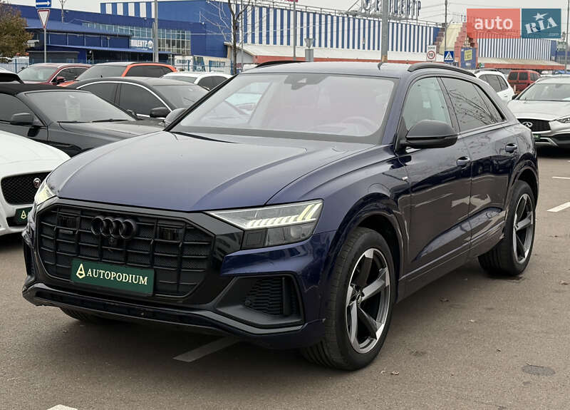 Позашляховик / Кросовер Audi Q8 2019 в Києві