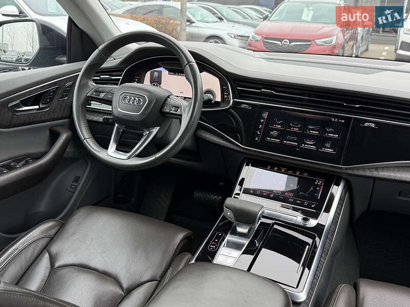 Позашляховик / Кросовер Audi Q8 2019 в Києві