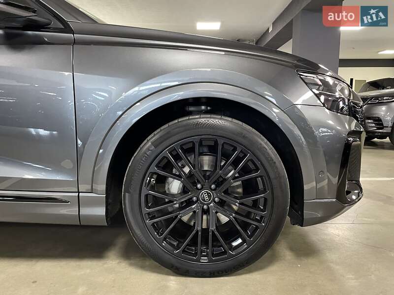 Позашляховик / Кросовер Audi Q8 2024 в Львові