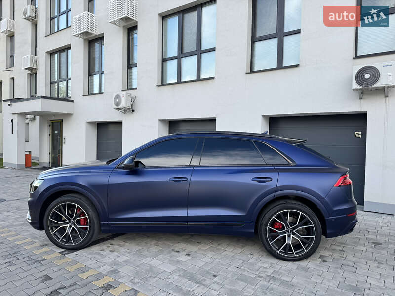 Внедорожник / Кроссовер Audi Q8 2019 в Ужгороде