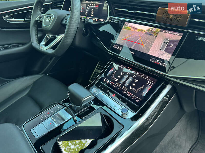 Внедорожник / Кроссовер Audi Q8 2019 в Ужгороде