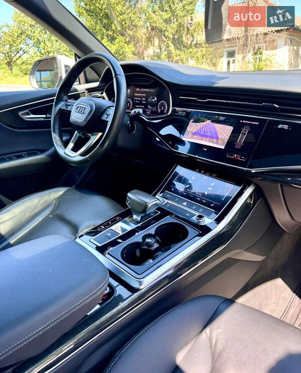 Позашляховик / Кросовер Audi Q8 2018 в Ужгороді фото 6 Позашляховик / Кросовер Audi Q8 2018 в Ужгороді