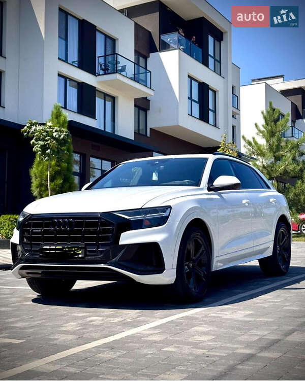 Позашляховик / Кросовер Audi Q8 2018 в Ужгороді фото 2 Позашляховик / Кросовер Audi Q8 2018 в Ужгороді