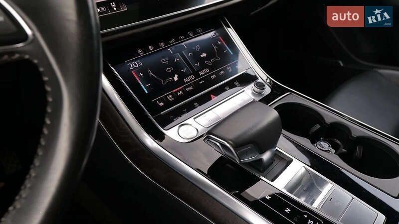 Позашляховик / Кросовер Audi Q8 2019 в Києві