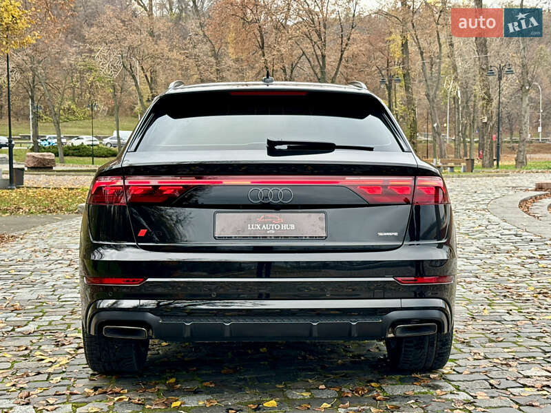Позашляховик / Кросовер Audi Q8 2025 в Києві