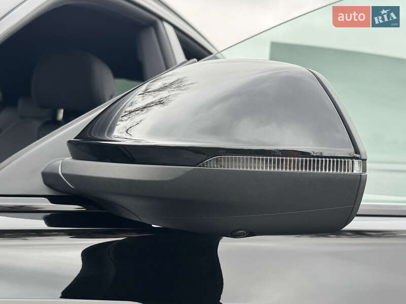 Позашляховик / Кросовер Audi Q8 2025 в Києві