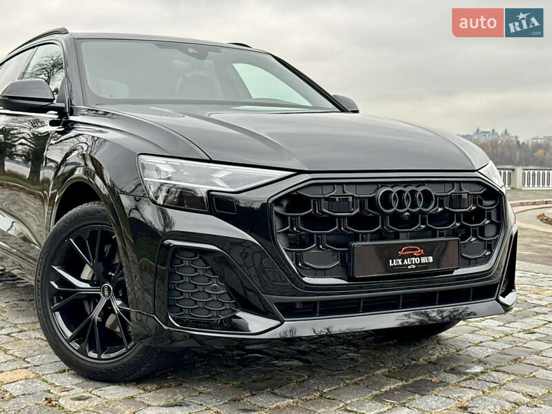 Позашляховик / Кросовер Audi Q8 2025 в Києві
