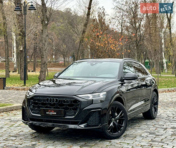 Позашляховик / Кросовер Audi Q8 2025 в Києві