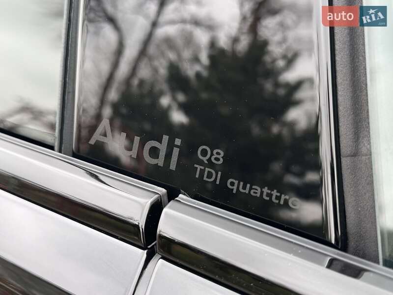 Позашляховик / Кросовер Audi Q8 2025 в Києві