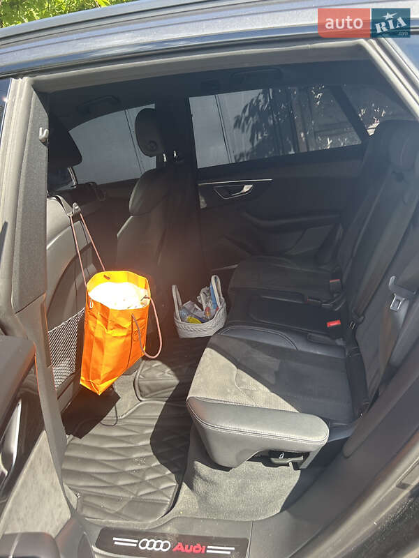Позашляховик / Кросовер Audi Q8 2022 в Кропивницькому фото 5 Позашляховик / Кросовер Audi Q8 2022 в Кропивницькому