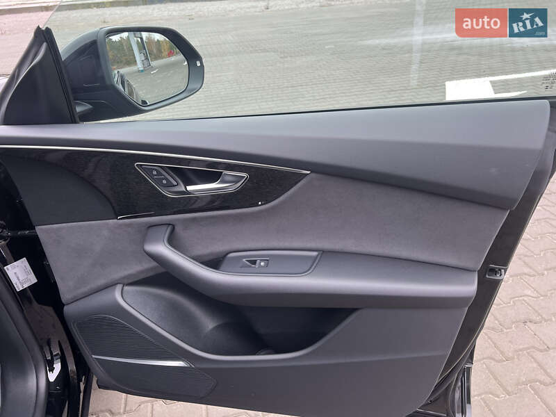 Позашляховик / Кросовер Audi Q8 2023 в Києві фото 33 Позашляховик / Кросовер Audi Q8 2023 в Києві