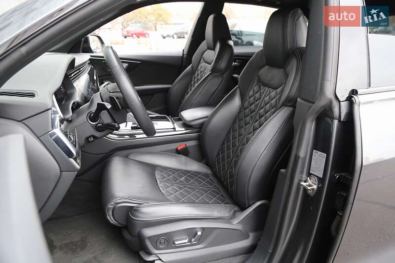 Внедорожник / Кроссовер Audi Q8 2018 в Киеве фото 9 Внедорожник / Кроссовер Audi Q8 2018 в Киеве