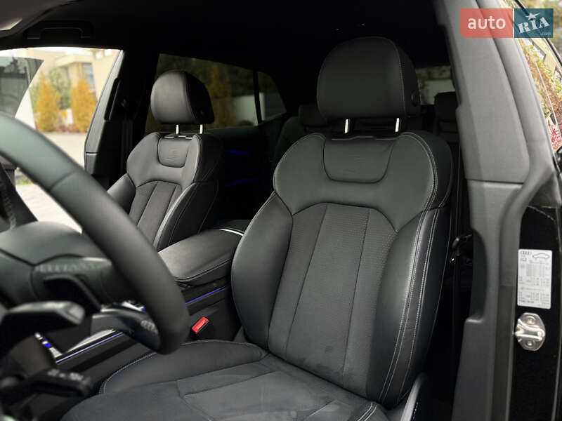 Позашляховик / Кросовер Audi Q8 2023 в Львові