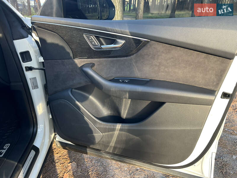 Позашляховик / Кросовер Audi Q8 2019 в Житомирі фото 12 Позашляховик / Кросовер Audi Q8 2019 в Житомирі