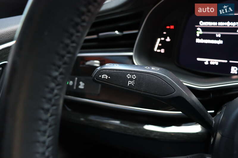 Позашляховик / Кросовер Audi Q8 2018 в Львові фото 26 Позашляховик / Кросовер Audi Q8 2018 в Львові
