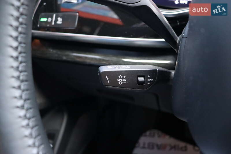 Позашляховик / Кросовер Audi Q8 2018 в Львові фото 27 Позашляховик / Кросовер Audi Q8 2018 в Львові