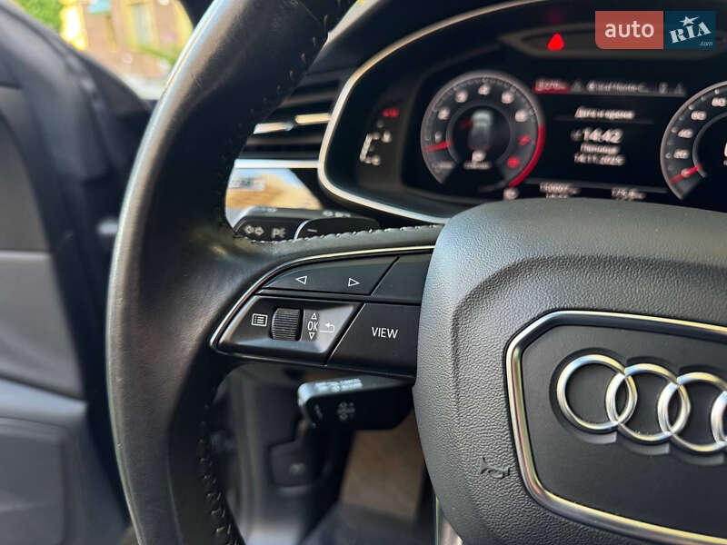 Позашляховик / Кросовер Audi Q8 2019 в Одесі