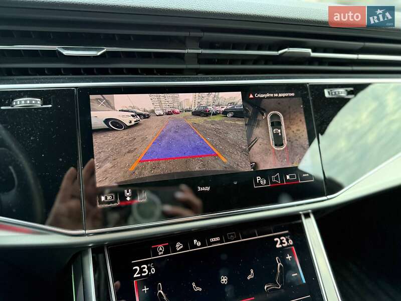 Внедорожник / Кроссовер Audi Q8 2021 в Киеве