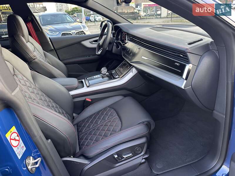 Позашляховик / Кросовер Audi Q8 2024 в Києві
