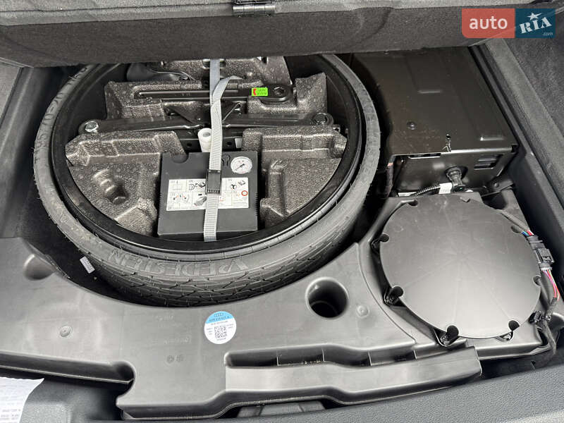 Позашляховик / Кросовер Audi Q8 2020 в Дніпрі фото 22 Позашляховик / Кросовер Audi Q8 2020 в Дніпрі