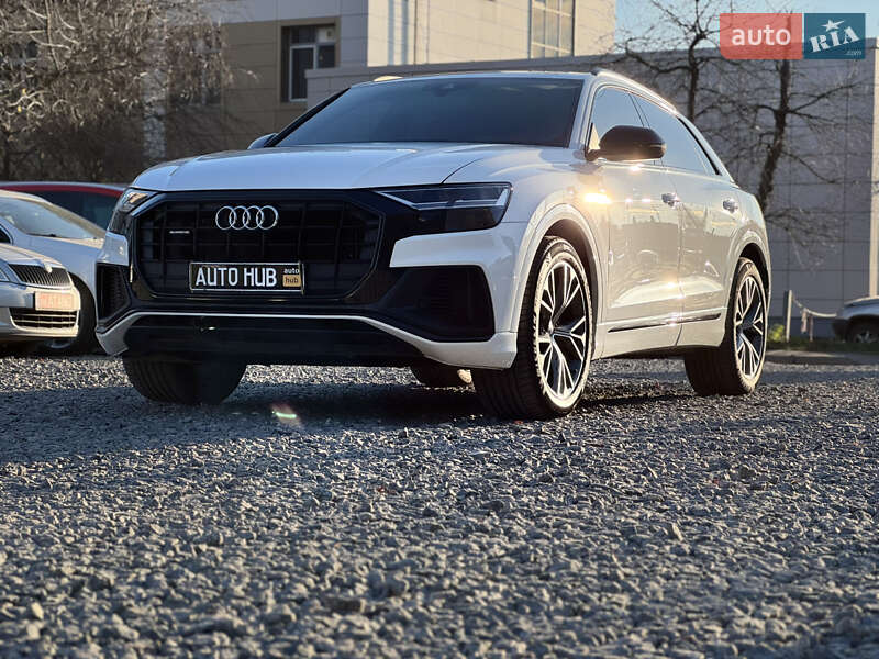 Внедорожник / Кроссовер Audi Q8 2019 в Бердичеве
