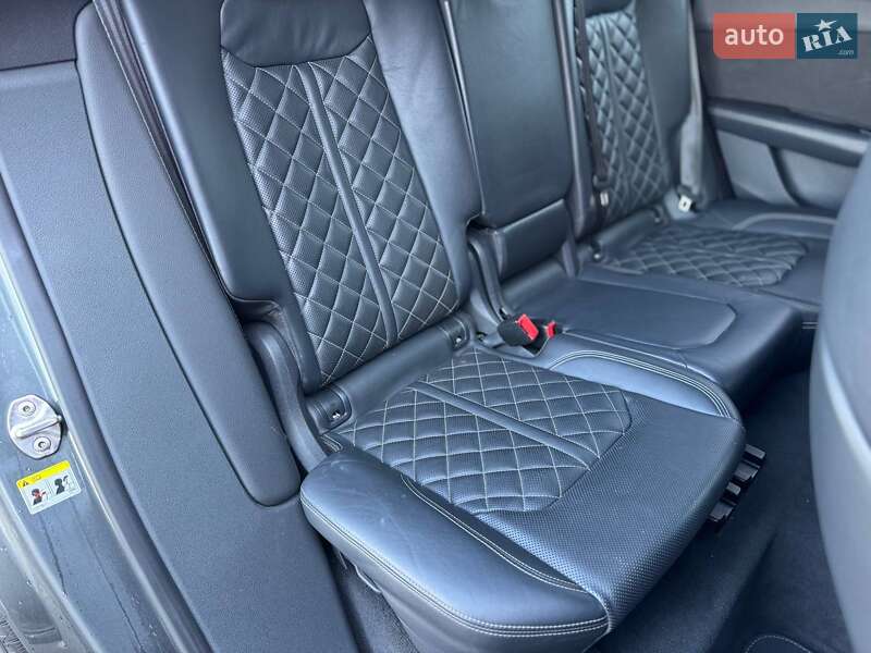 Внедорожник / Кроссовер Audi Q8 2018 в Киеве