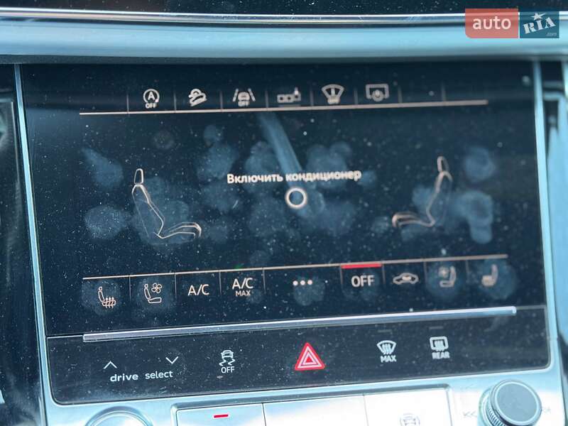 Внедорожник / Кроссовер Audi Q8 2018 в Киеве