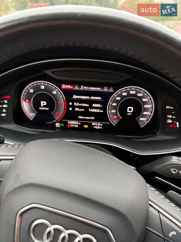 Позашляховик / Кросовер Audi Q8 2019 в Рівному